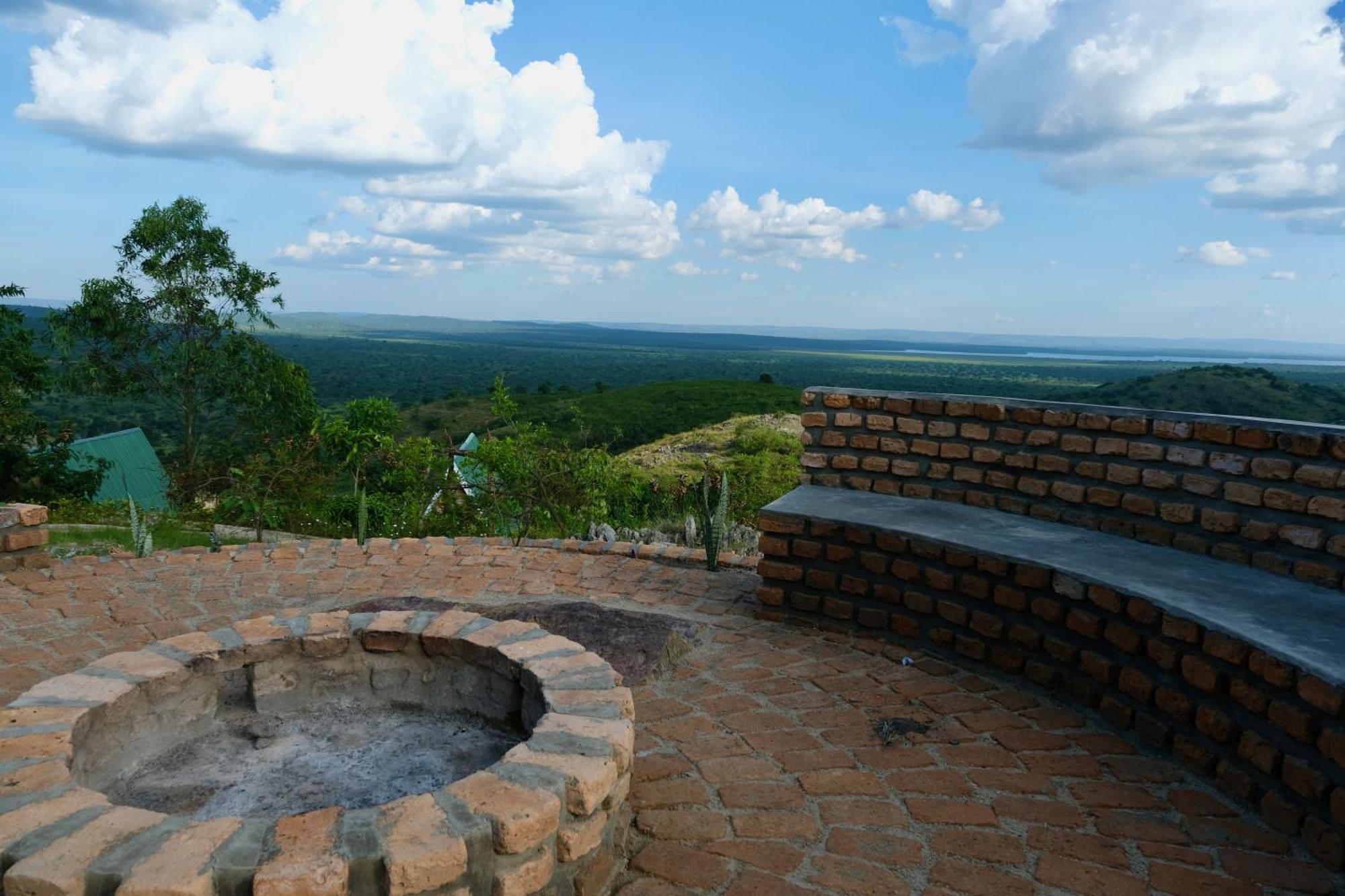 Hyena Hill Lodge Sanga Exterior photo